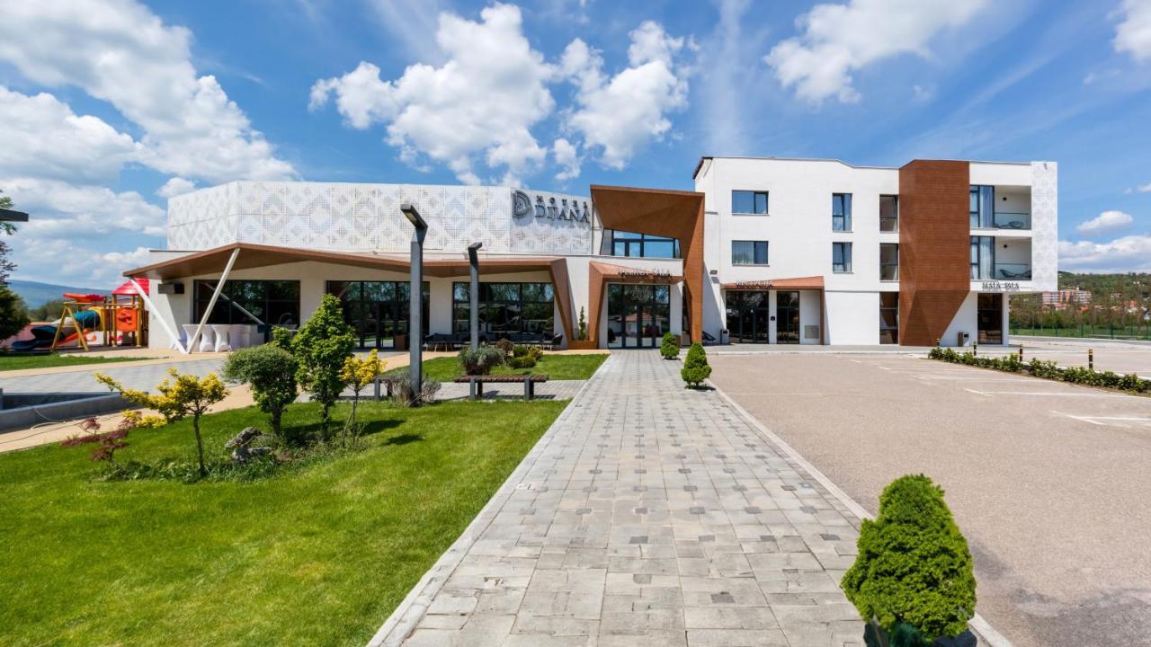 Hotel Dijana ปิโรต์ ภายนอก รูปภาพ