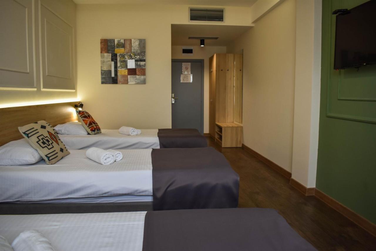 Hotel Dijana ปิโรต์ ภายนอก รูปภาพ