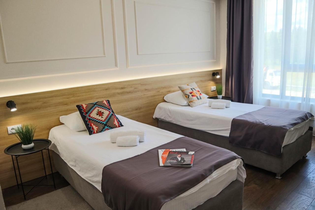 Hotel Dijana ปิโรต์ ภายนอก รูปภาพ