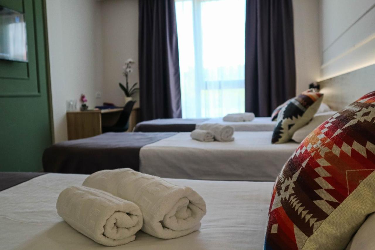 Hotel Dijana ปิโรต์ ภายนอก รูปภาพ